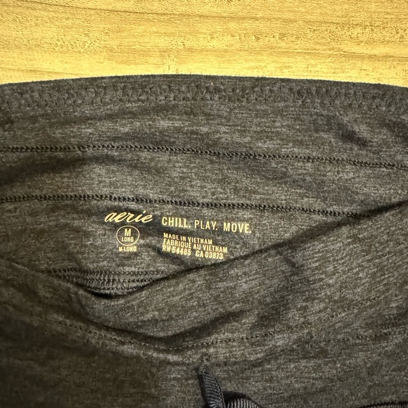 AERIE- Chill, Play, Move. Legging/Jogger. Size Medium Long. Heathered Navy/black - Picture 2 of 6